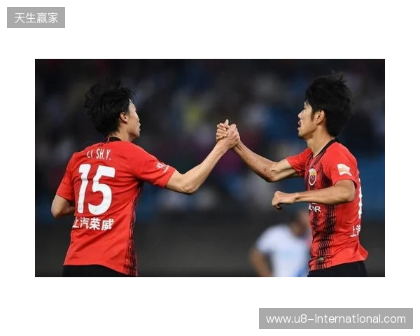 半场-玉昆暂3-0泰山 奥斯卡双响卡约闪击克雷桑中框+失误被断